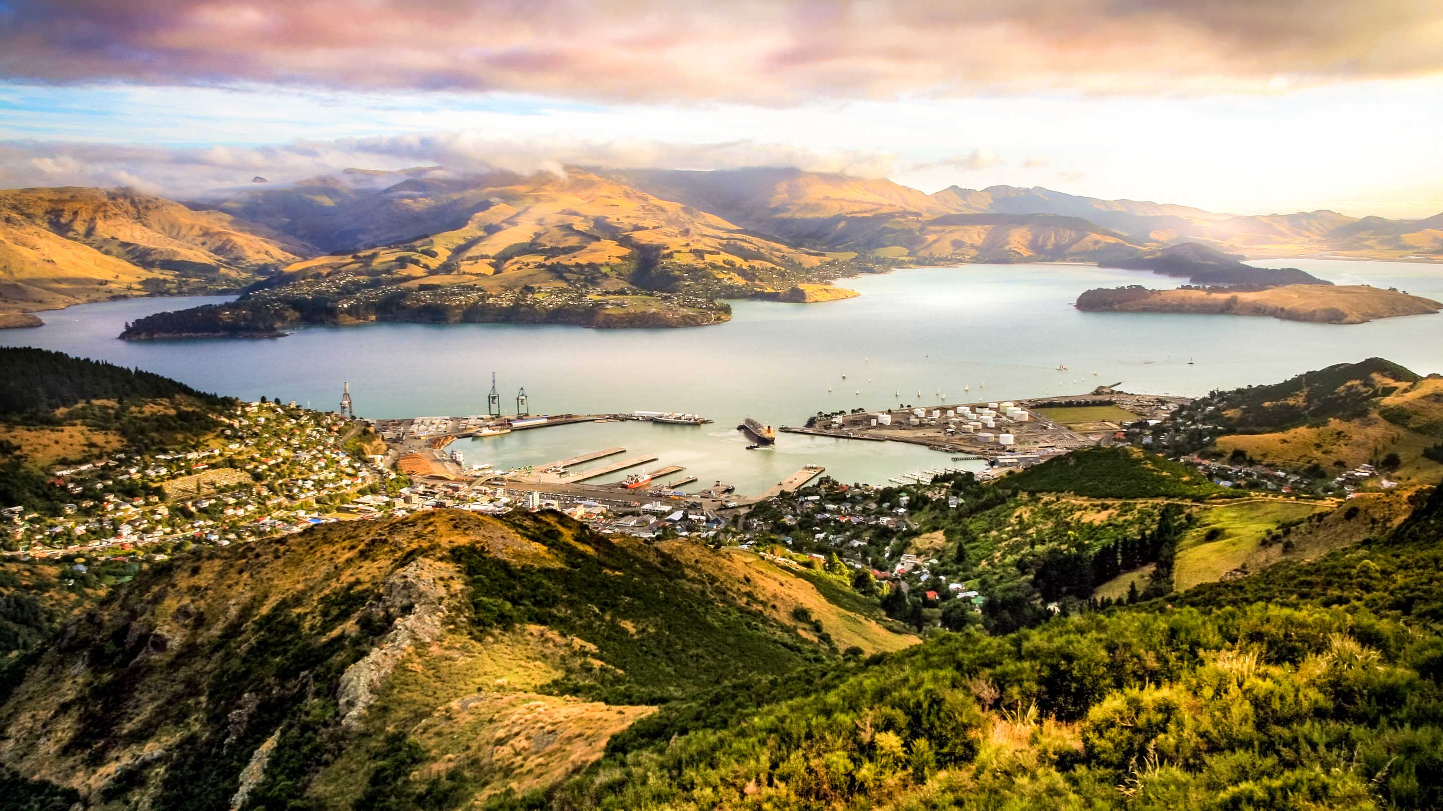 Christchurch Harbor New Zealand 