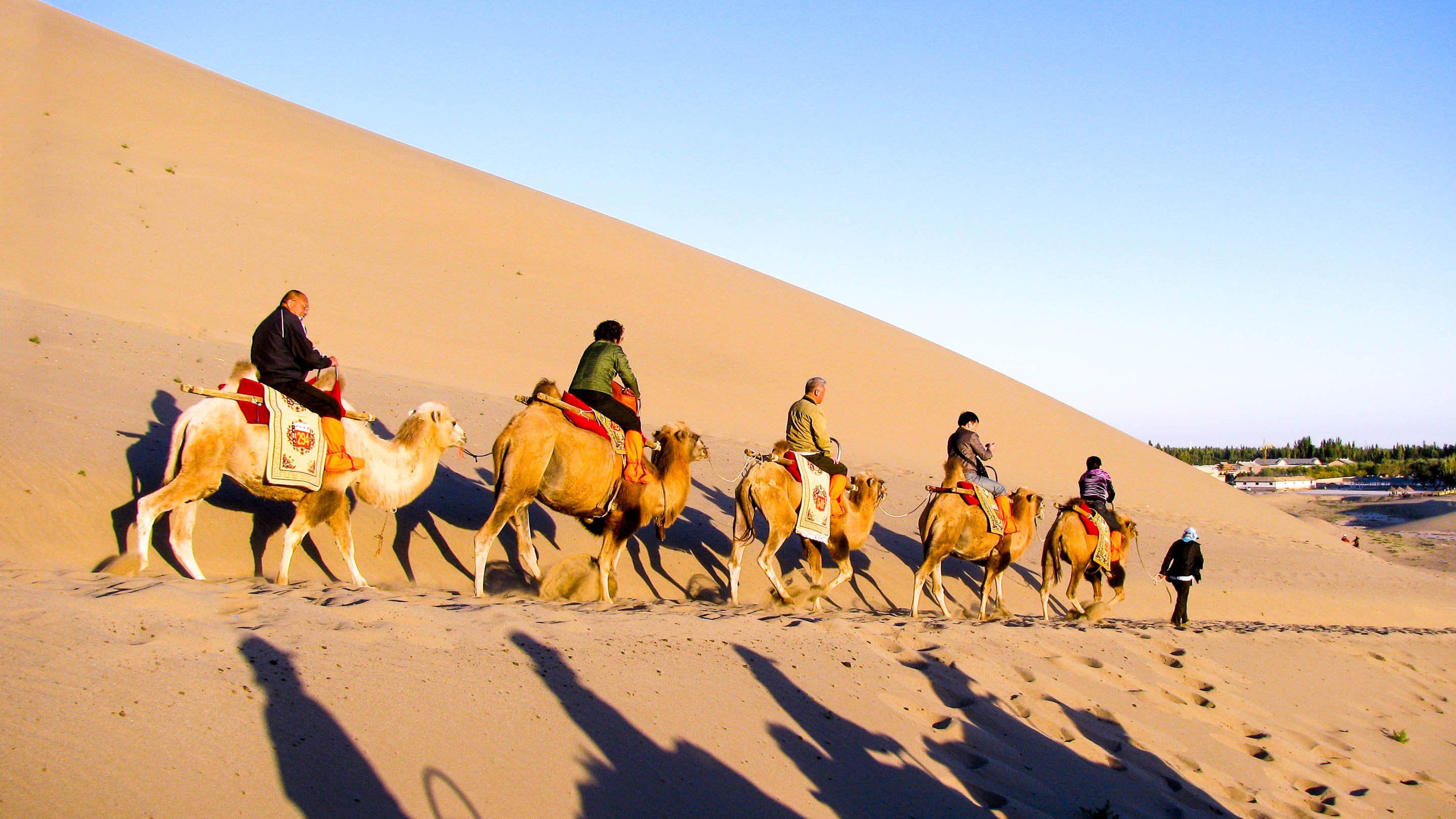 silk road walking tour