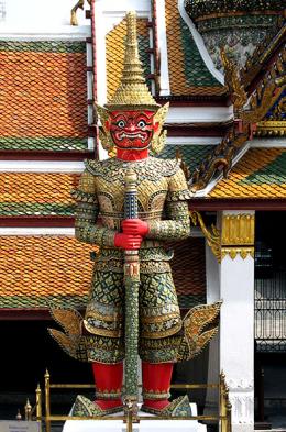 Tour the sites in Bangkok