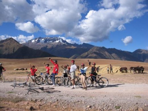 The best way to cross the Chinchero Plain