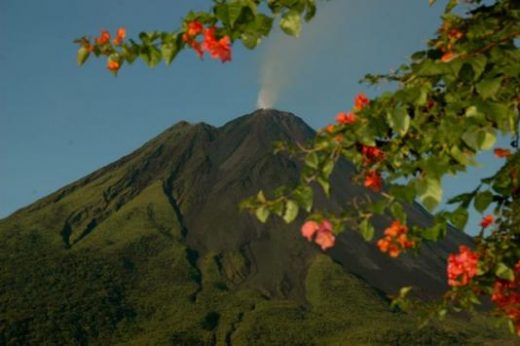 Explore Arenal Volcano