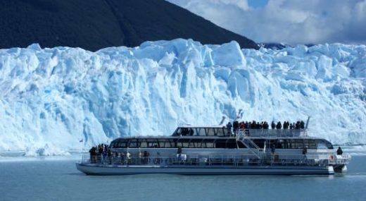 Take a boat ride around El Calafate