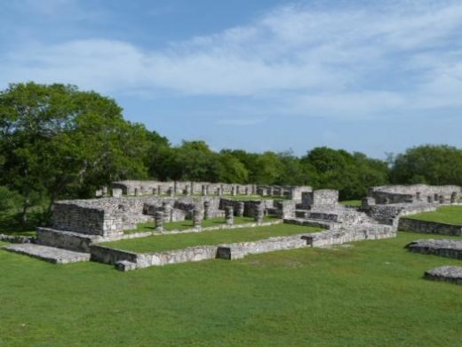 No crowds at the ruins of Mayapan