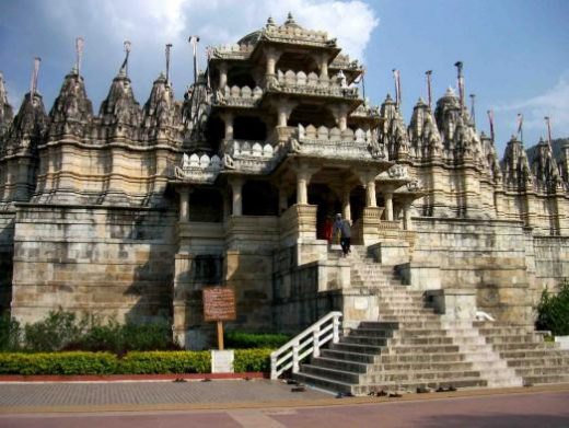 Visit the Ranakpur Temple