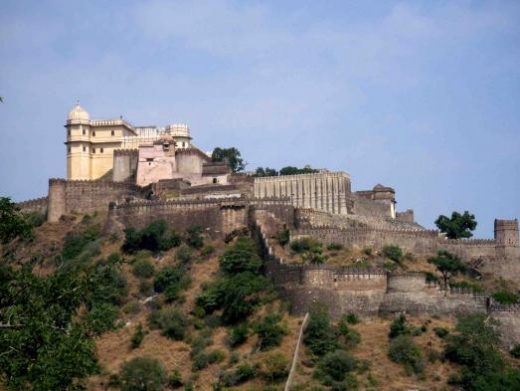 See the Kumbhalgarh Fort in Udaipur