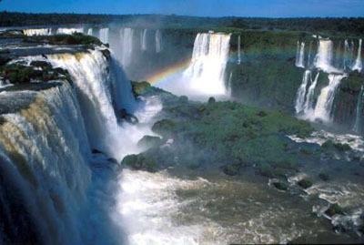 Enjoy the majesty of Iguazu Falls