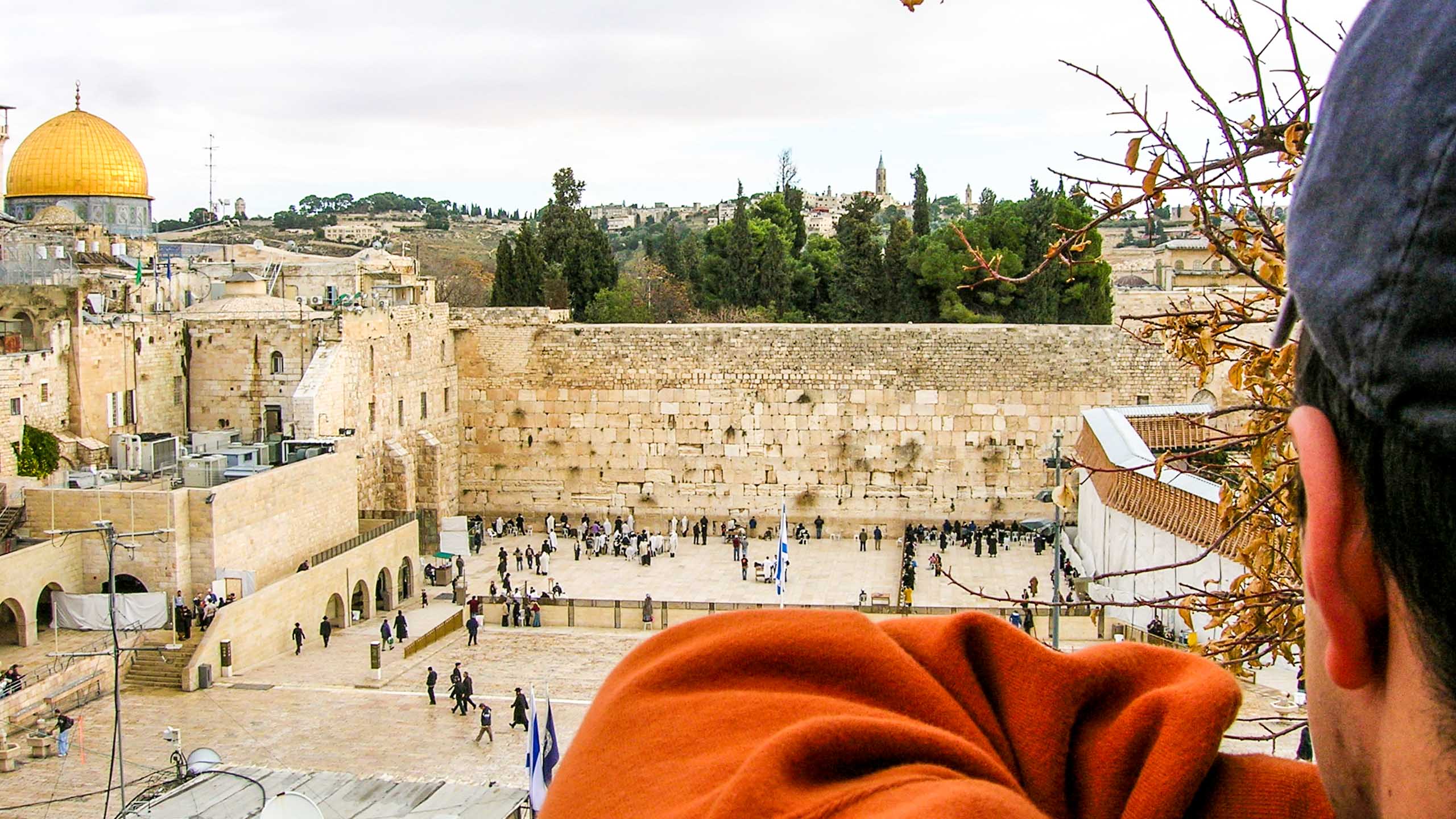 Traveler looks over view of Jerusalem