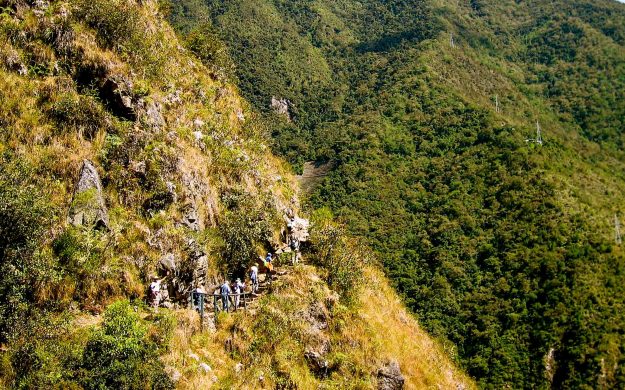 Peru travel group hikes Inca trails