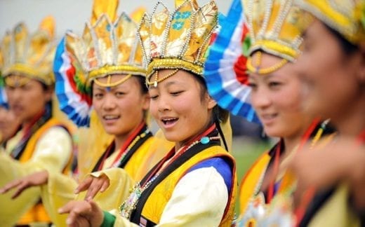 Tibetan women perform at Shoton Festival