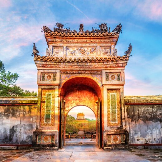 vietnam historic-tu-duc-tomb.jpg_